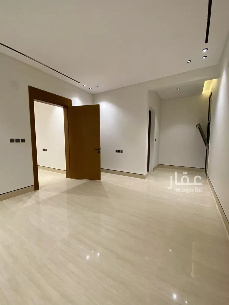 فيلا للبيع في شارع فؤاد محمد عمر توفيق, حي المهدية, مدينة الرياض, منطقة الرياض 8