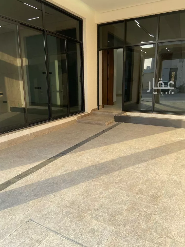 فيلا للبيع في شارع محمد بن أبي بكر القيم, حي المهدية, مدينة الرياض, منطقة الرياض صورة 2