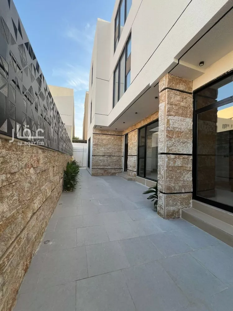 فيلا للبيع في شارع محمد بن أبي بكر القيم, حي المهدية, مدينة الرياض, منطقة الرياض صورة 2