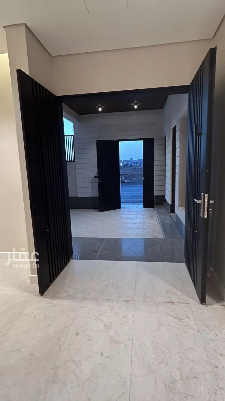 فيلا للبيع في شارع أبي نزار الصنعاني اليمني, حي المهدية, مدينة الرياض, منطقة الرياض صورة 4
