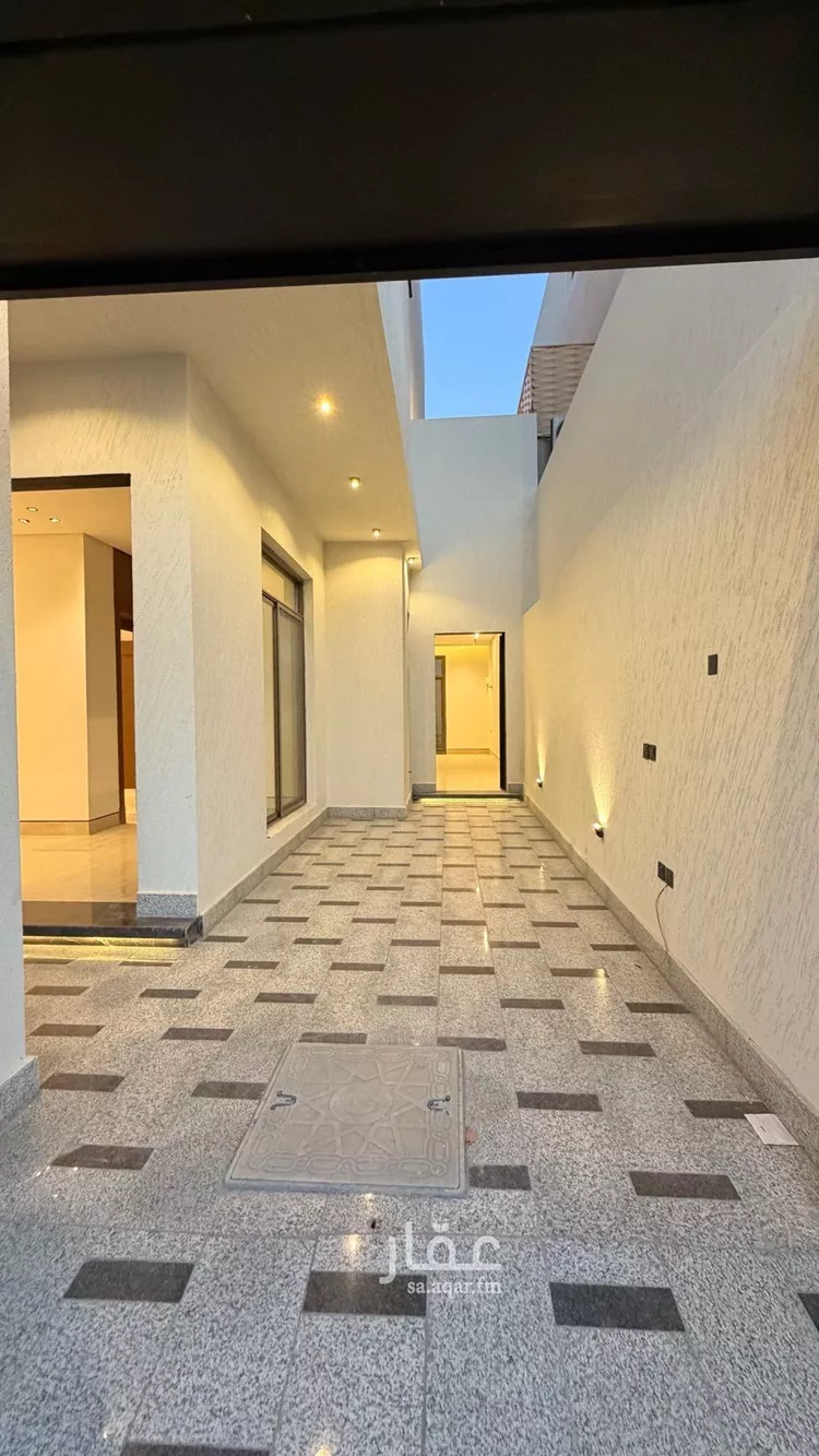 فيلا للبيع في شارع أبي زرعة الهمذاني, حي المهدية, مدينة الرياض, منطقة الرياض 16