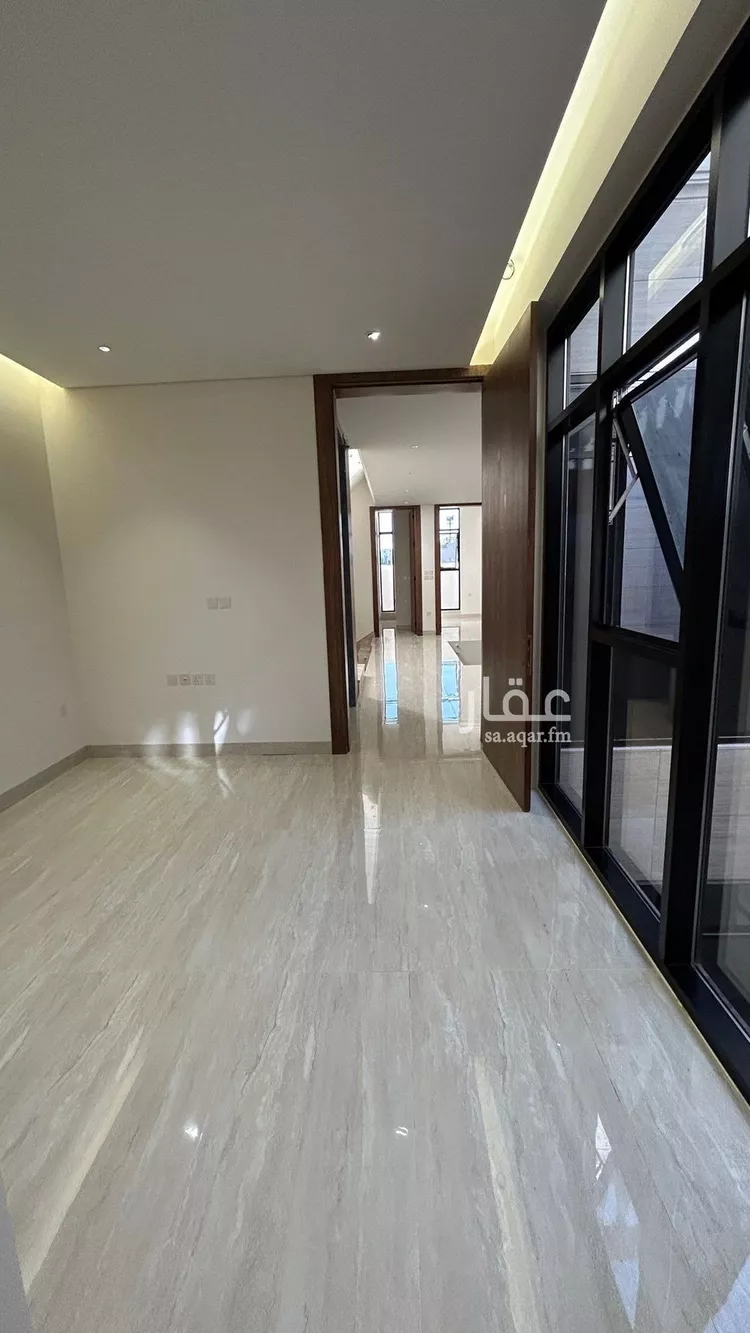 فيلا للبيع في شارع أبي نزار الصنعاني اليمني, حي المهدية, مدينة الرياض, منطقة الرياض صورة 5