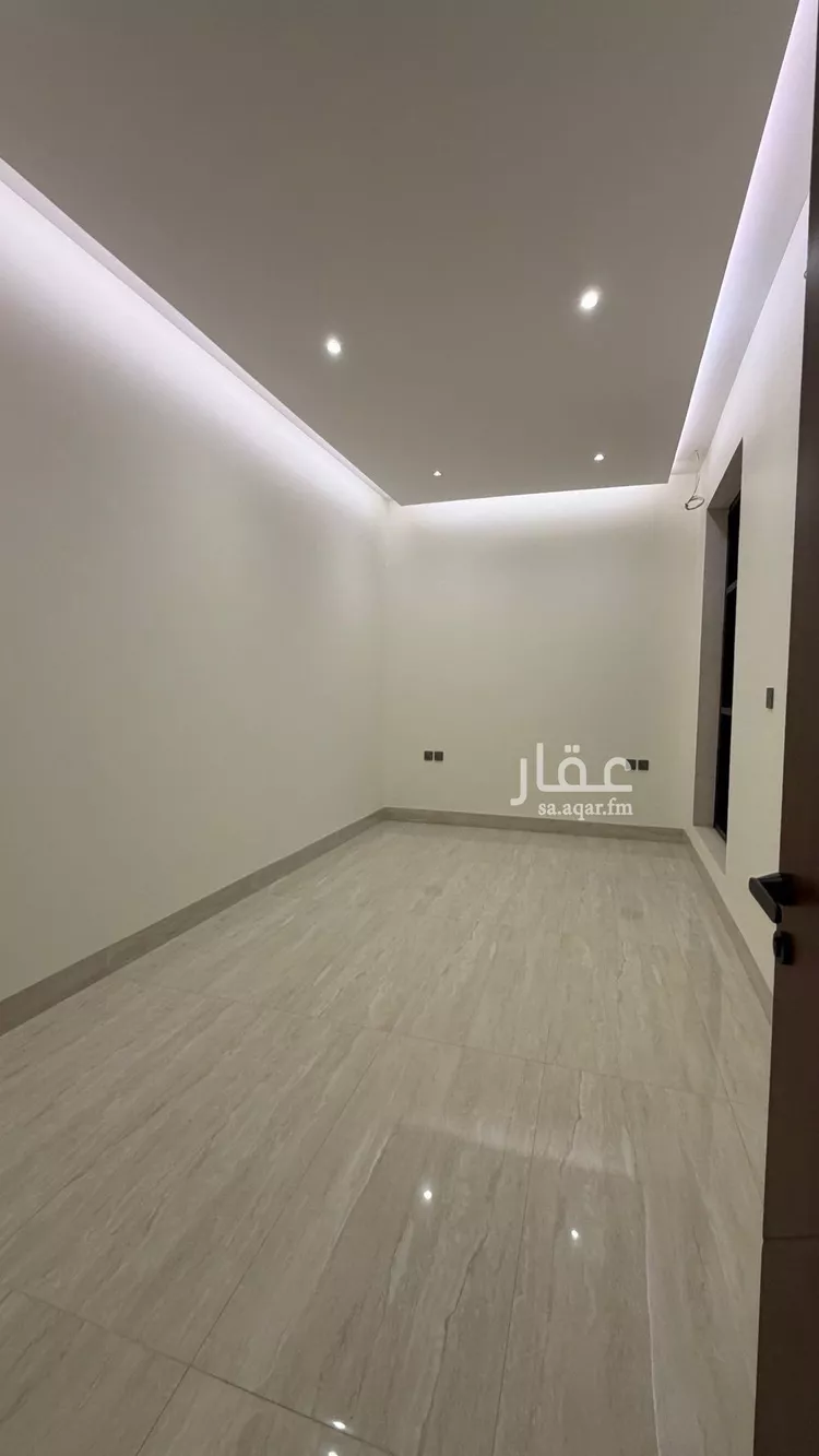 فيلا للبيع في شارع عبدالجبار بن الورد, حي المهدية, مدينة الرياض, منطقة الرياض صورة 5
