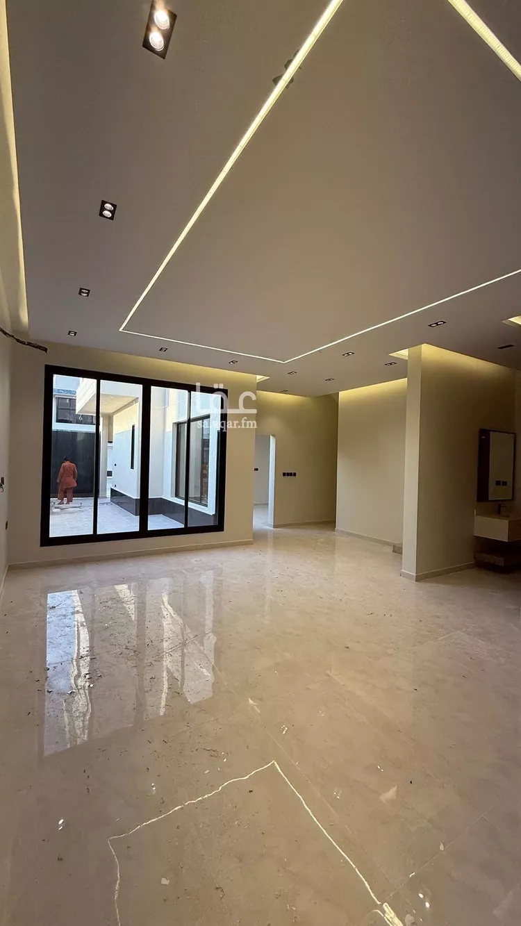 فيلا للبيع في شارع محمد بن أبي بكر القيم, حي المهدية, مدينة الرياض, منطقة الرياض صورة 2