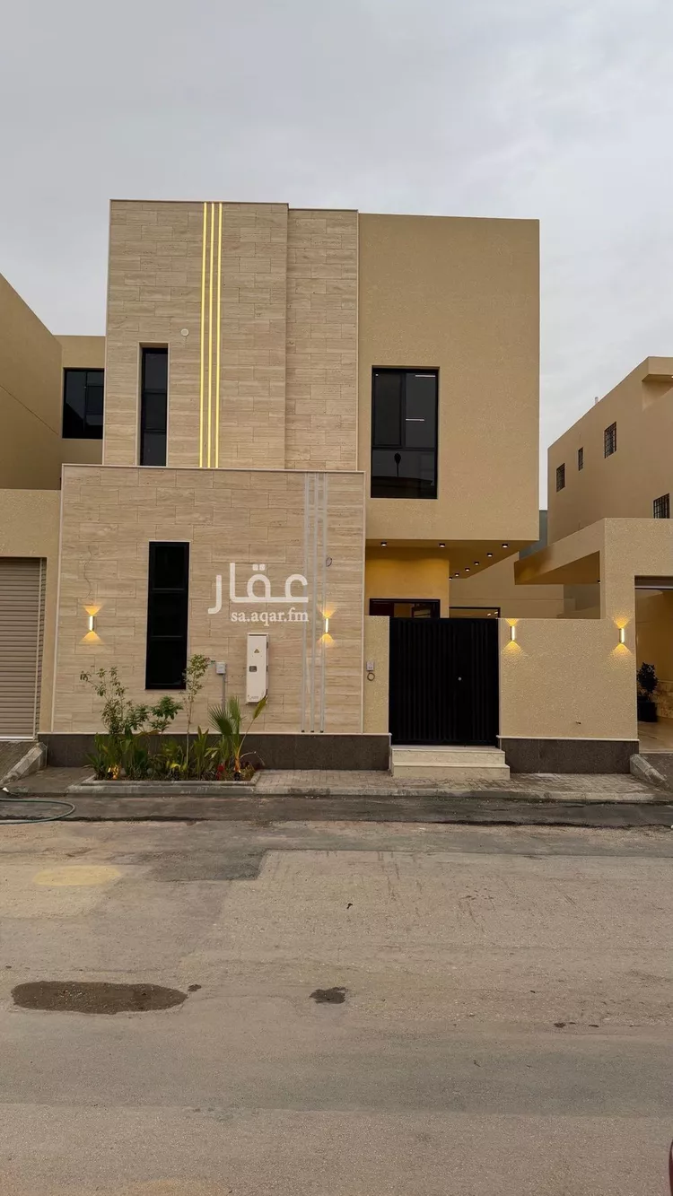 فيلا للبيع في شارع محمد بن أبي بكر القيم, حي المهدية, مدينة الرياض, منطقة الرياض صورة 3