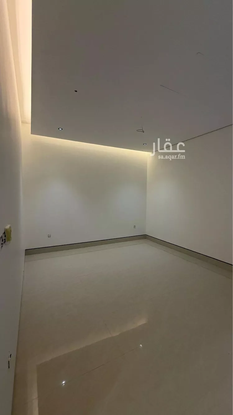 فيلا للبيع في شارع أبي عبدالله محمد بن أيوب, حي المهدية, مدينة الرياض, منطقة الرياض 22