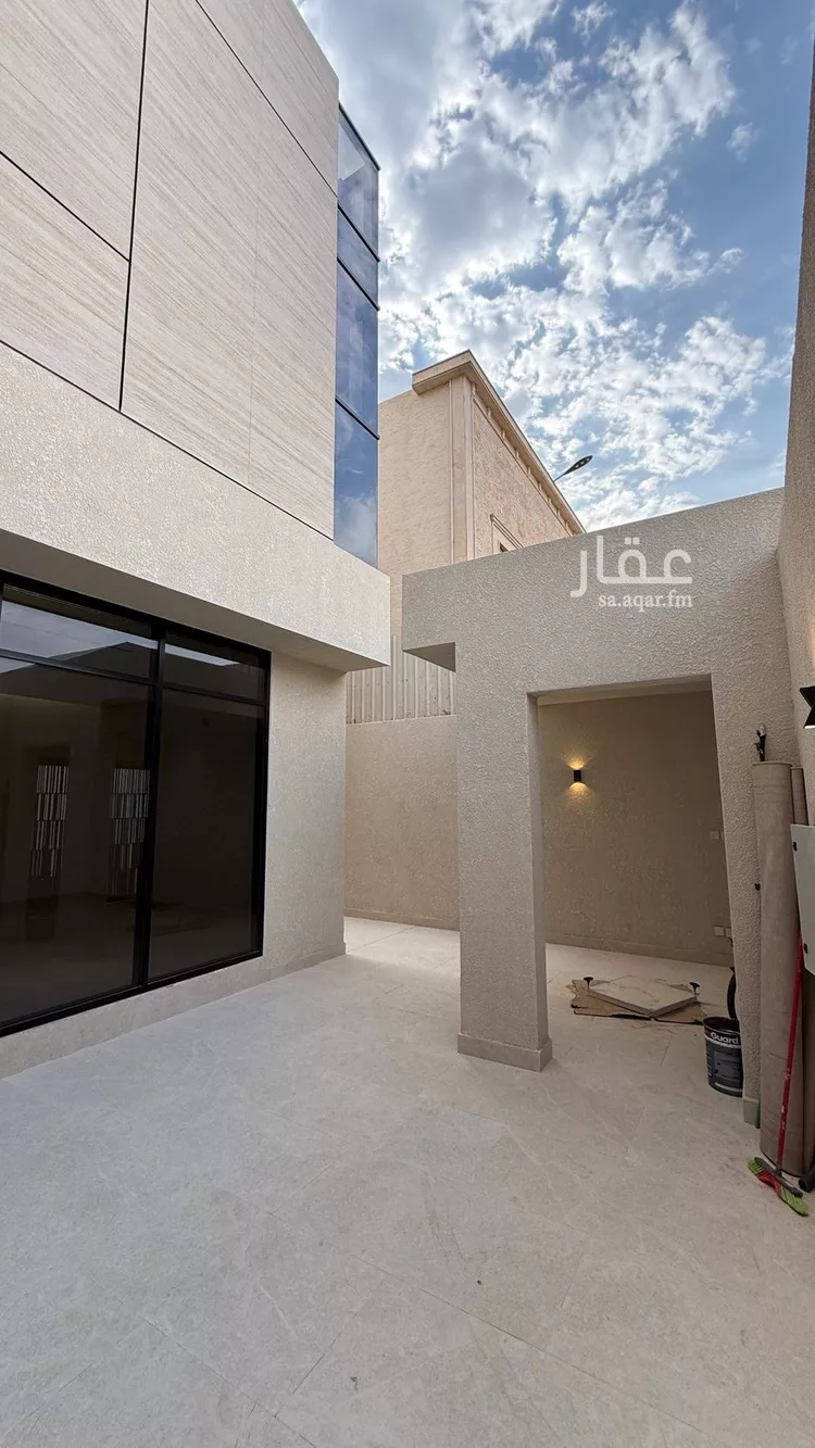 Villa for Sale in Riyadh Al Mahdiyah صورة 3