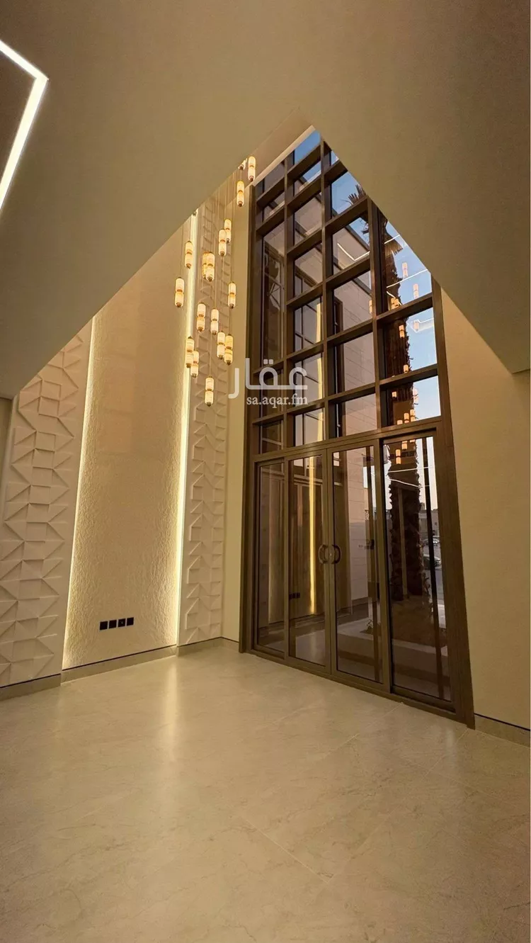 فيلا للبيع في شارع محمد بن أبي بكر القيم, حي المهدية, مدينة الرياض, منطقة الرياض صورة 4