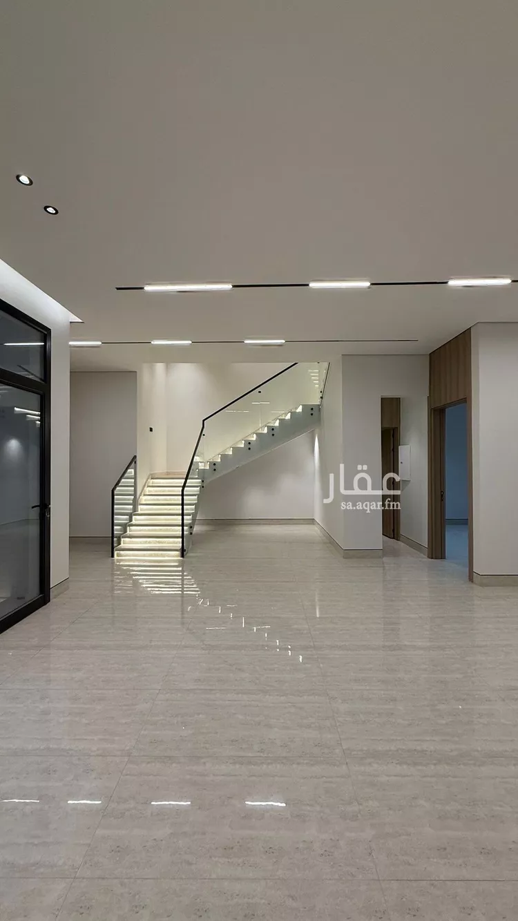 فيلا للبيع في شارع فؤاد محمد عمر توفيق, حي المهدية, مدينة الرياض, منطقة الرياض صورة 3