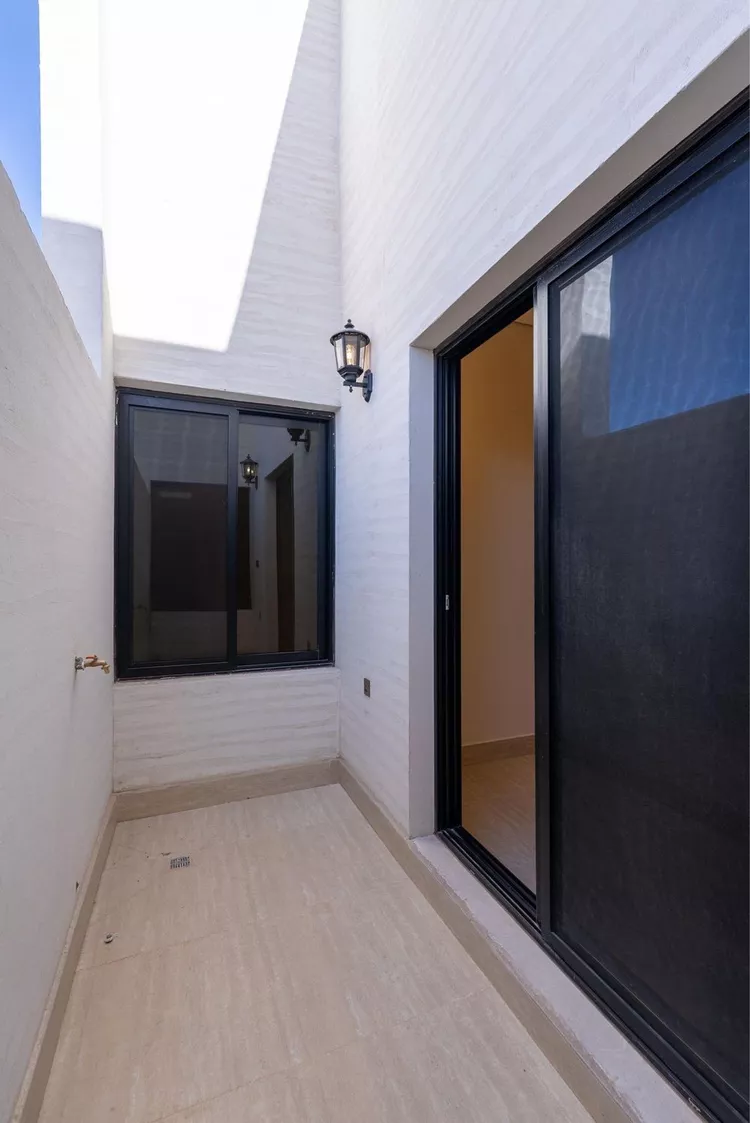 Apartment for Sale in Riyadh Al Mahdiyah صورة 2