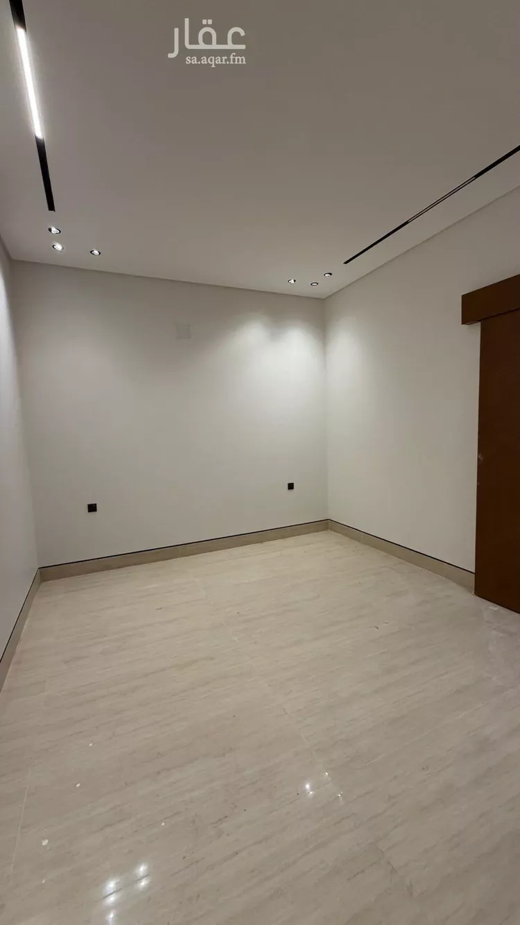 فيلا للبيع في شارع أبي زرعة الهمذاني, حي المهدية, مدينة الرياض, منطقة الرياض صورة 5