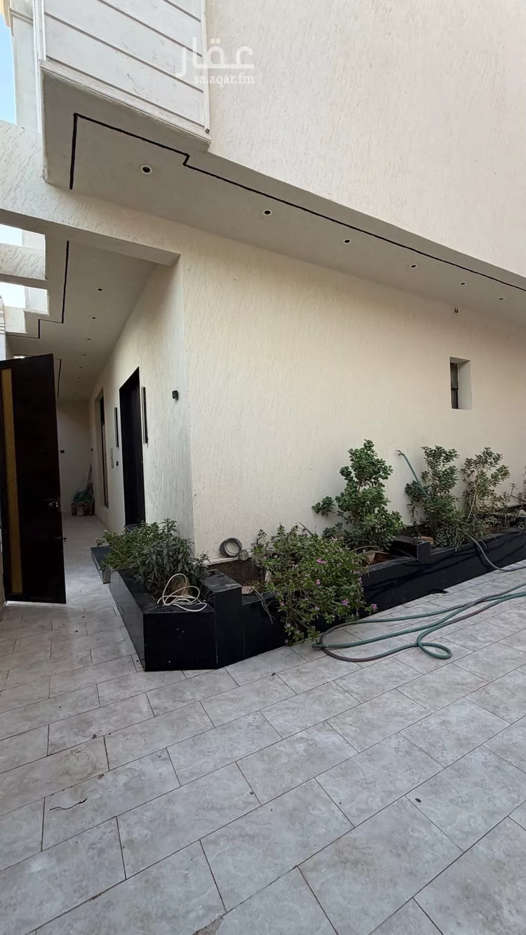 Villa for Sale in Riyadh Al Mahdiyah صورة 3