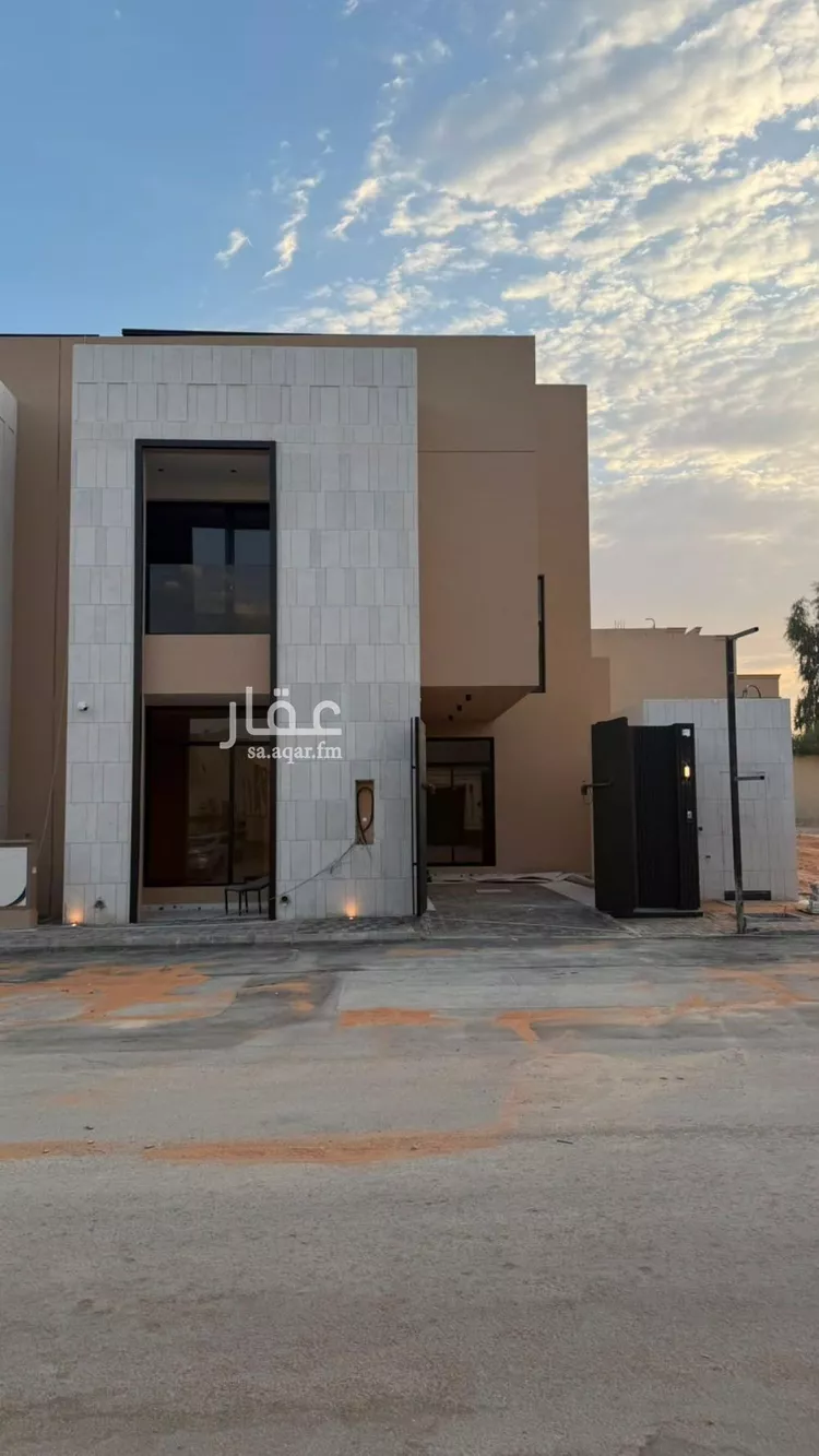 Villa for Sale in Riyadh Al Mahdiyah