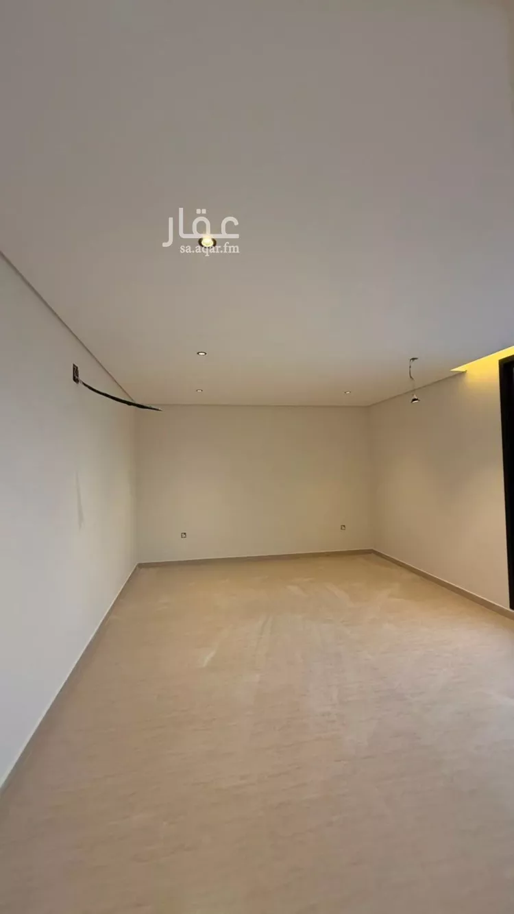 فيلا للبيع في شارع أبي عبدالله محمد بن أيوب, حي المهدية, مدينة الرياض, منطقة الرياض 10