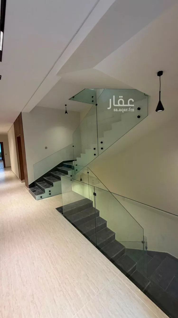 فيلا للبيع في شارع محمد بن زين العابدين, حي المهدية, مدينة الرياض, منطقة الرياض 8