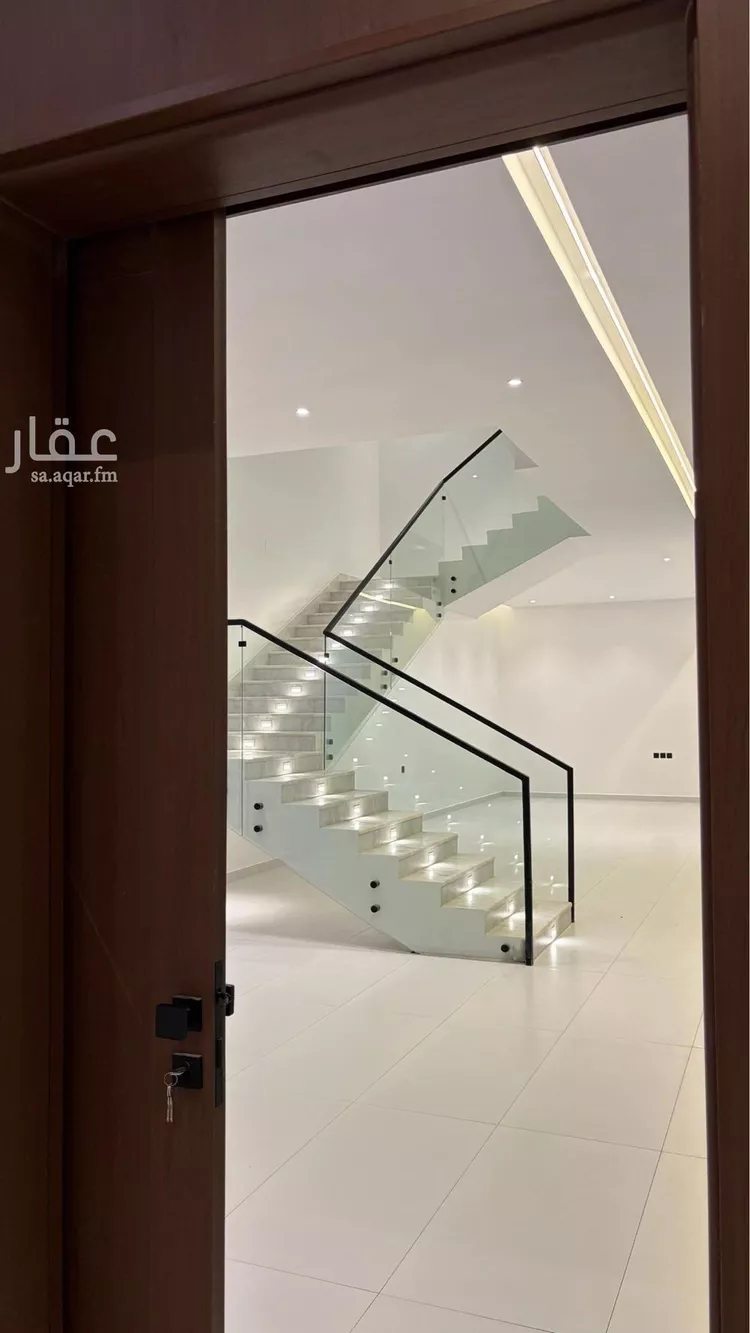 فيلا للبيع في شارع عبدالجبار بن الورد, حي المهدية, مدينة الرياض, منطقة الرياض 8