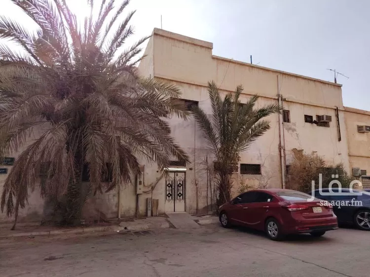فيلا للبيع في شارع احمد تيمور, حي العمل, مدينة الرياض, منطقة الرياض صورة 3