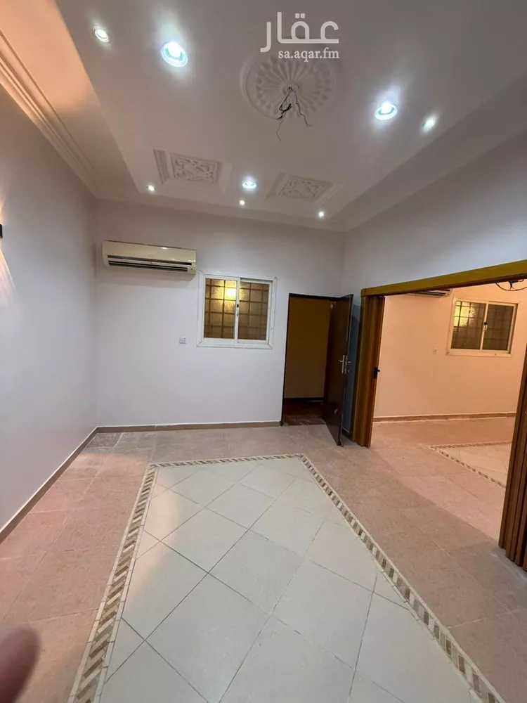 شقة للبيع في شارع الداير, حي إشبيلية, مدينة الرياض, منطقة الرياض صورة 3