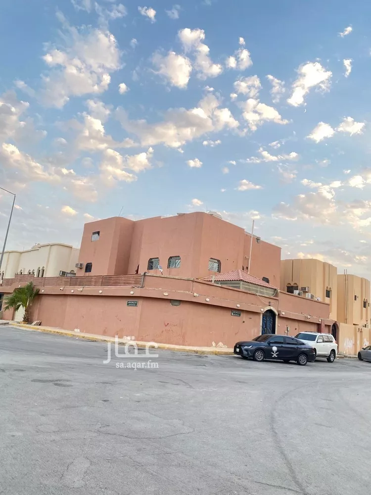 فيلا للبيع في شارع وادي المناقب, حي النسيم الشرقي, مدينة الرياض, منطقة الرياض صورة 3