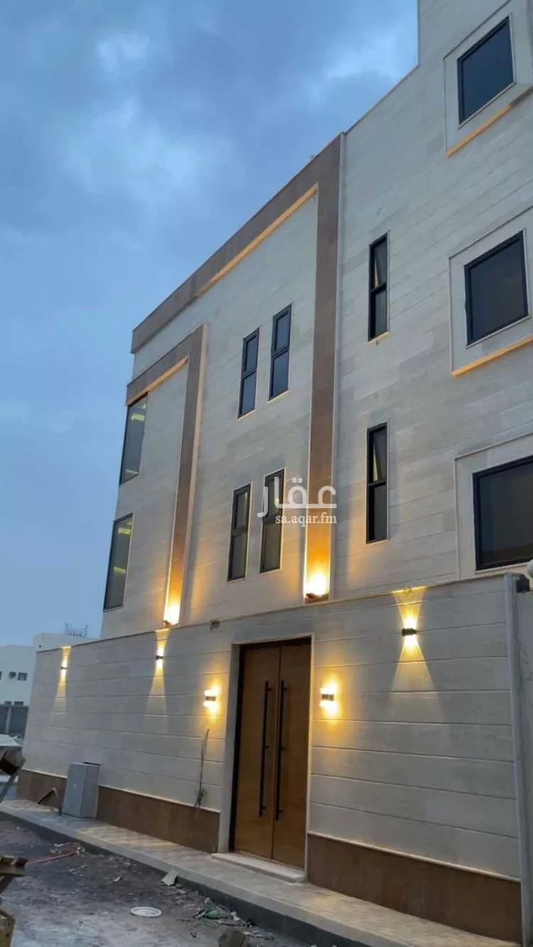فيلا للبيع في شارع ابن الاحمر, حي الرانوناء, مدينة المدينة المنورة, منطقة المدينة المنورة صورة 2