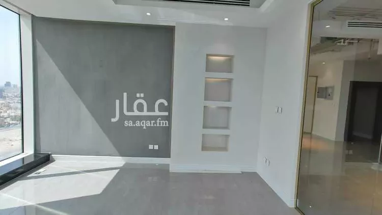 مكتب تجاري للإيجار في شارع 2 اليرموك, حي الكورنيش, مدينة الخبر, المنطقة الشرقية صورة 4