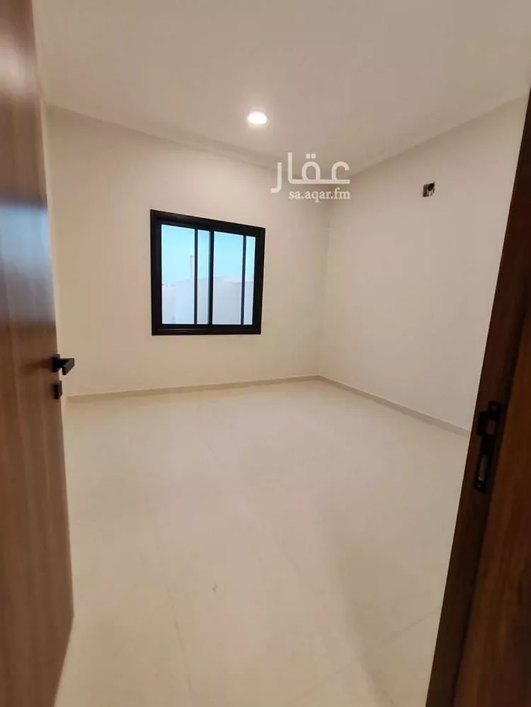 دور للبيع في شارع هارون الصحراوي, حي عكاظ, مدينة الرياض, منطقة الرياض 24