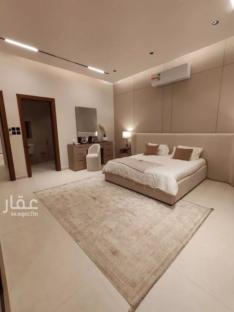 Floor for Sale in Riyadh Okaz 13
