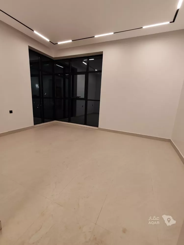 فيلا للبيع في شارع رشدي العظمة, حي العوالي, مدينة الرياض, منطقة الرياض 12