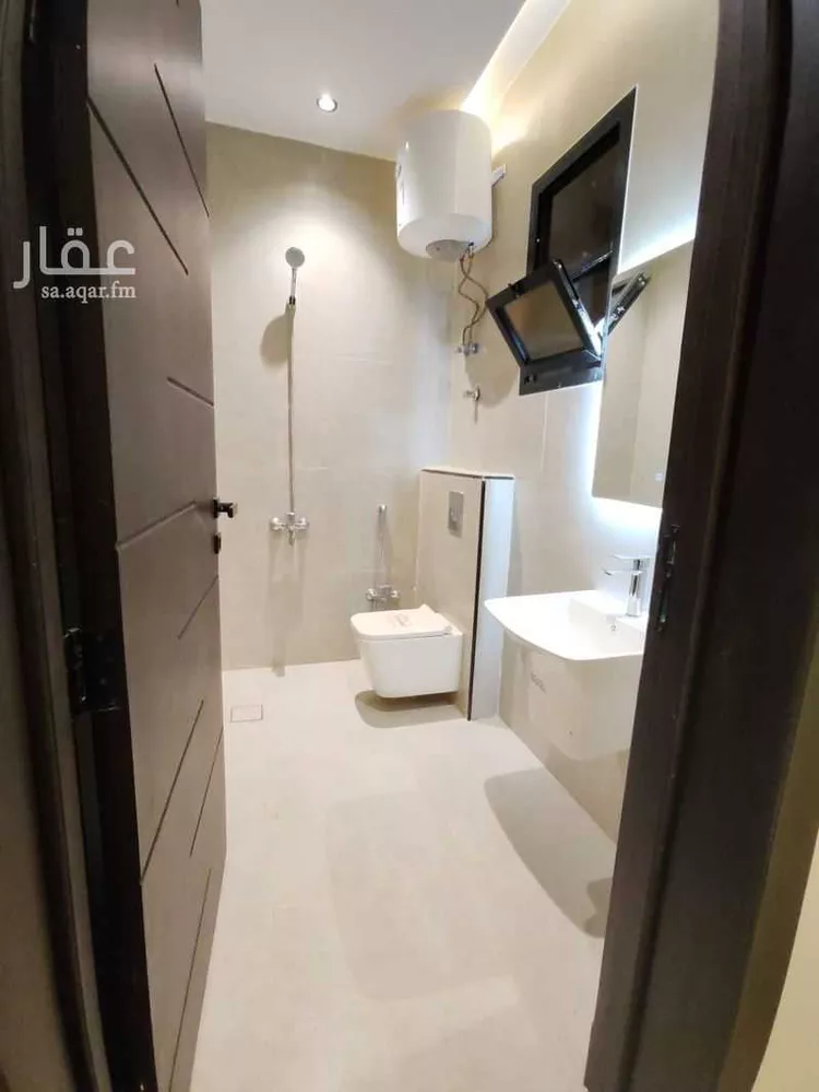 Floor for Sale in Riyadh Tuwaiq 12