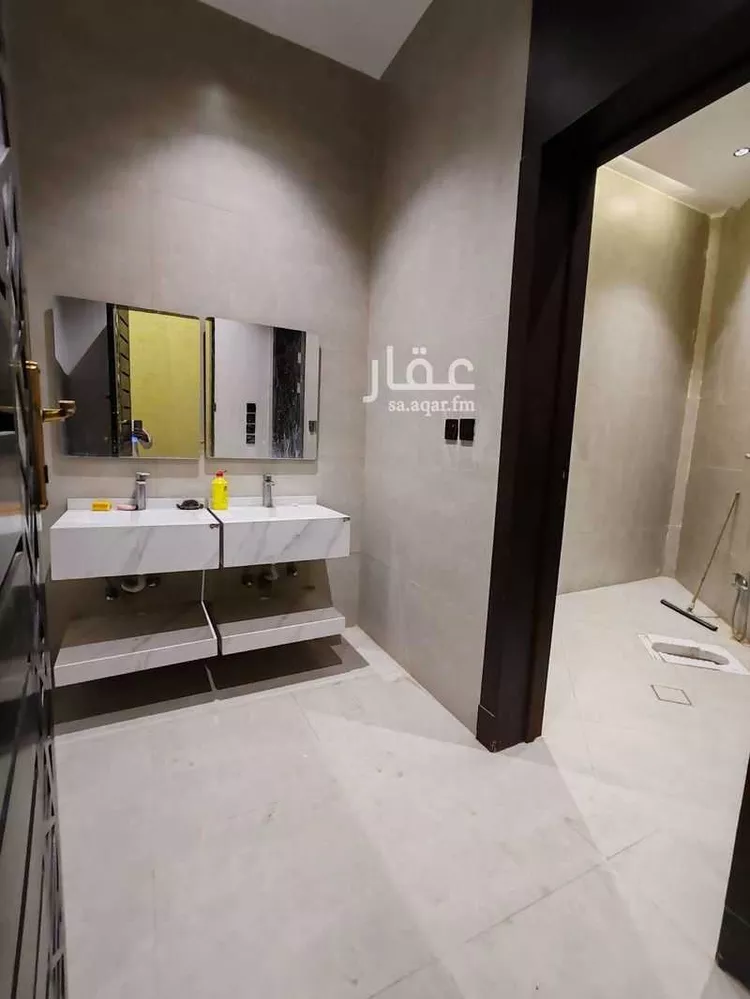 دور للبيع في شارع محمد نور فطاني, حي طويق, مدينة الرياض, منطقة الرياض صورة 5