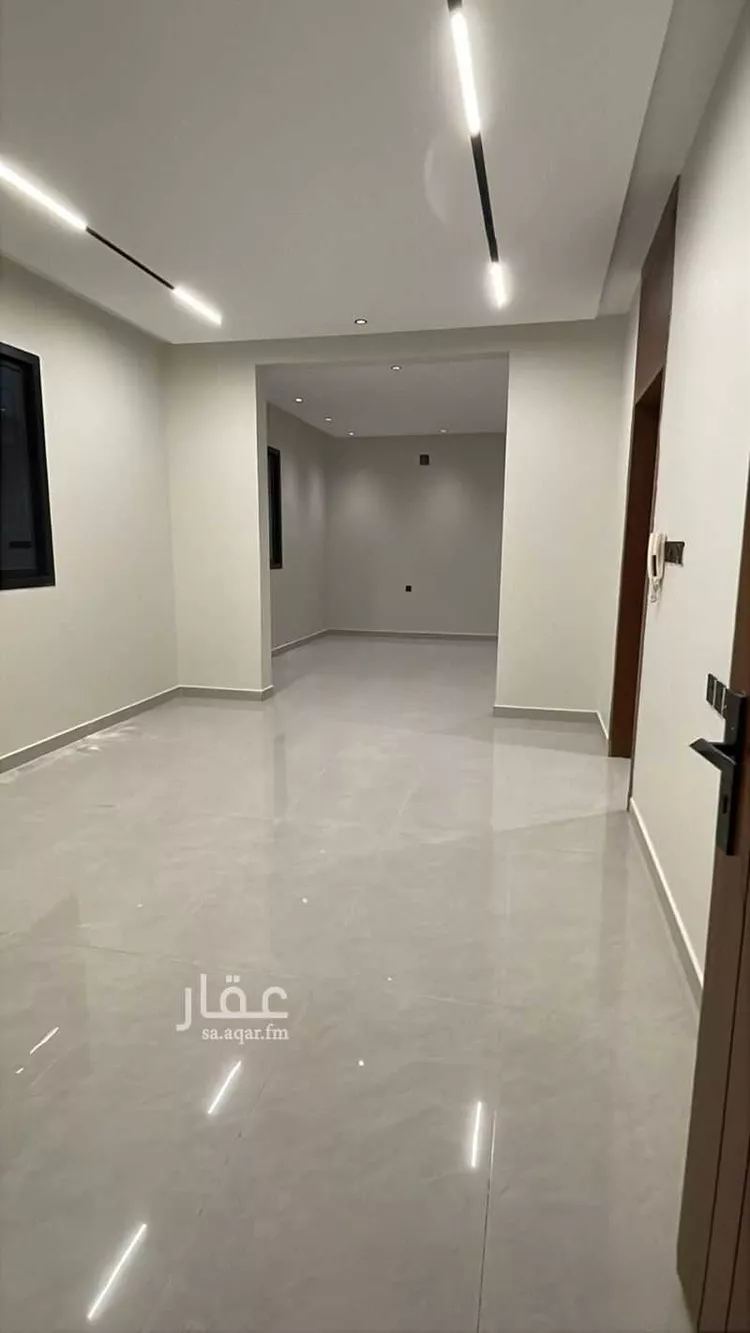 دور للبيع في شارع عمر الميانشي, حي بدر, مدينة الرياض, منطقة الرياض صورة 3