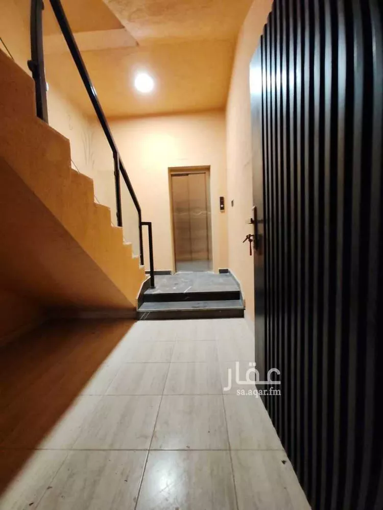 Floor for Sale in Riyadh Tuwaiq 14