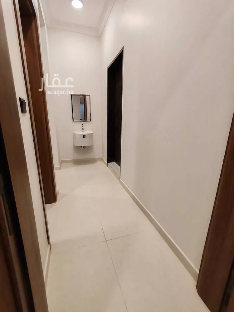 دور للبيع في شارع هارون الصحراوي, حي عكاظ, مدينة الرياض, منطقة الرياض 10