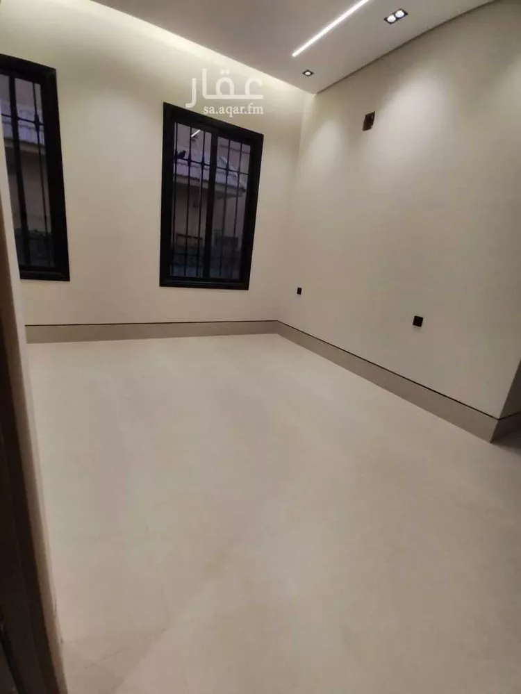 دور للبيع في شارع الراية, حي الزهرة, مدينة الرياض, منطقة الرياض 12