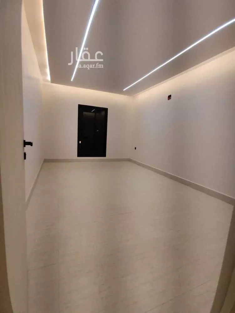 Floor for Sale in Riyadh Tuwaiq صورة 3