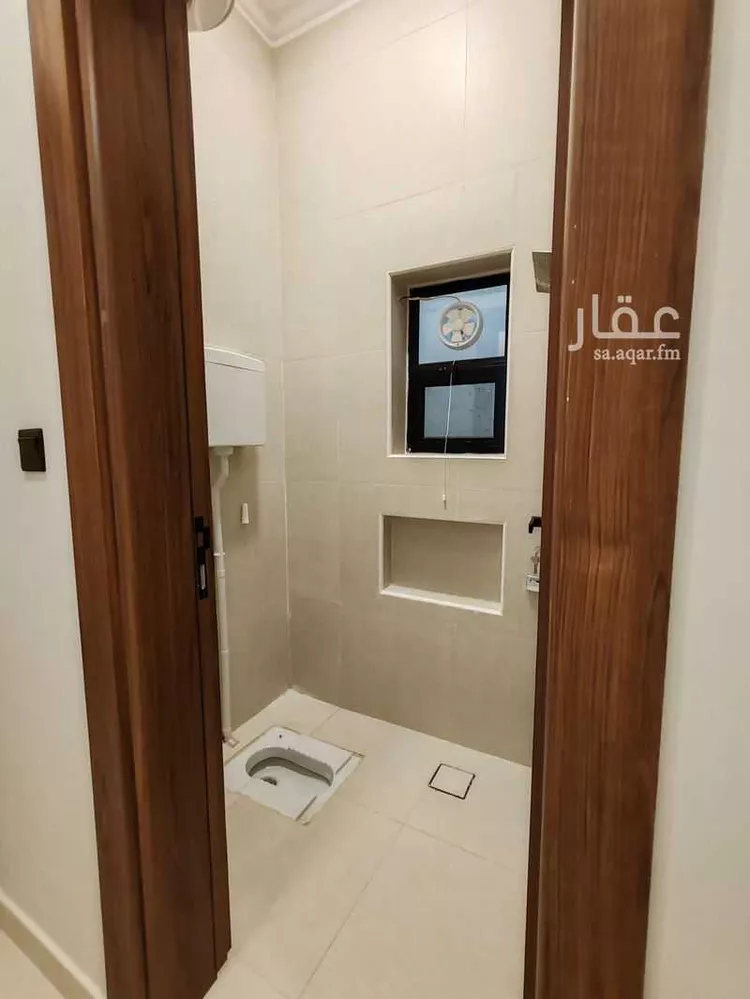 دور للبيع في شارع هارون الصحراوي, حي عكاظ, مدينة الرياض, منطقة الرياض 15