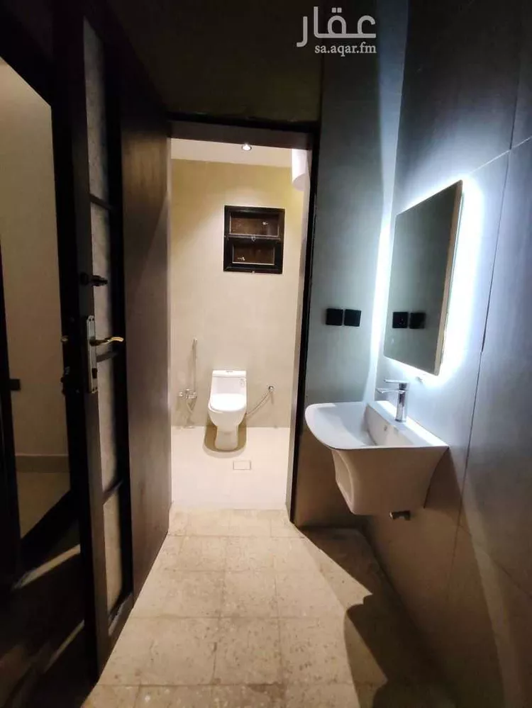 Floor for Sale in Riyadh Tuwaiq 27