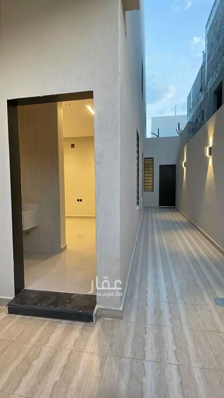 دور للبيع في شارع عمر الميانشي, حي بدر, مدينة الرياض, منطقة الرياض 6