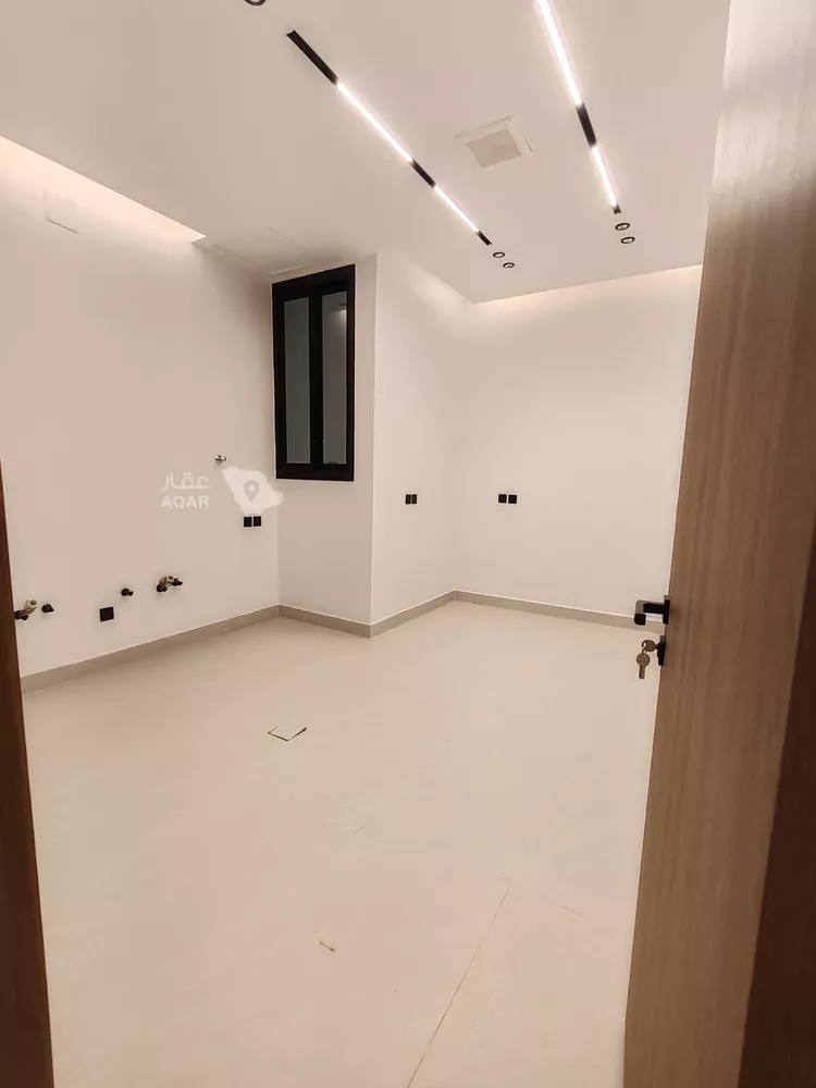 فيلا للبيع في شارع رشدي العظمة, حي العوالي, مدينة الرياض, منطقة الرياض 17