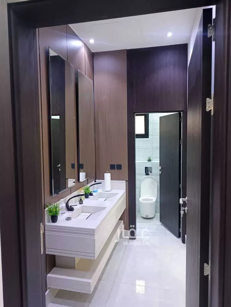 Villa for Sale in Riyadh Al Arid 9