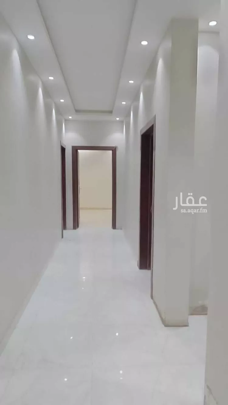 فيلا للبيع في شارع عبدالعزيز بن سبيل, حي العارض, مدينة الرياض, منطقة الرياض 16