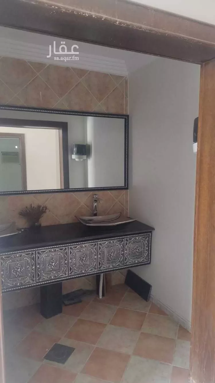 فيلا للبيع في شارع ناصر بن عبدالله آل حسين, حي الشفاء, مدينة الرياض, منطقة الرياض 10