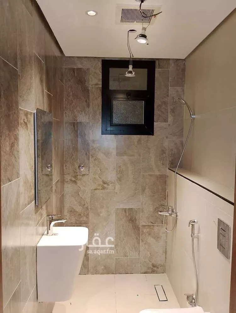 عمارة للبيع في شارع احمد بن سعيد ابن الهندي, حي العارض, مدينة الرياض, منطقة الرياض 16