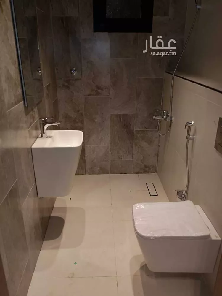 عمارة للبيع في شارع احمد بن سعيد ابن الهندي, حي العارض, مدينة الرياض, منطقة الرياض 17