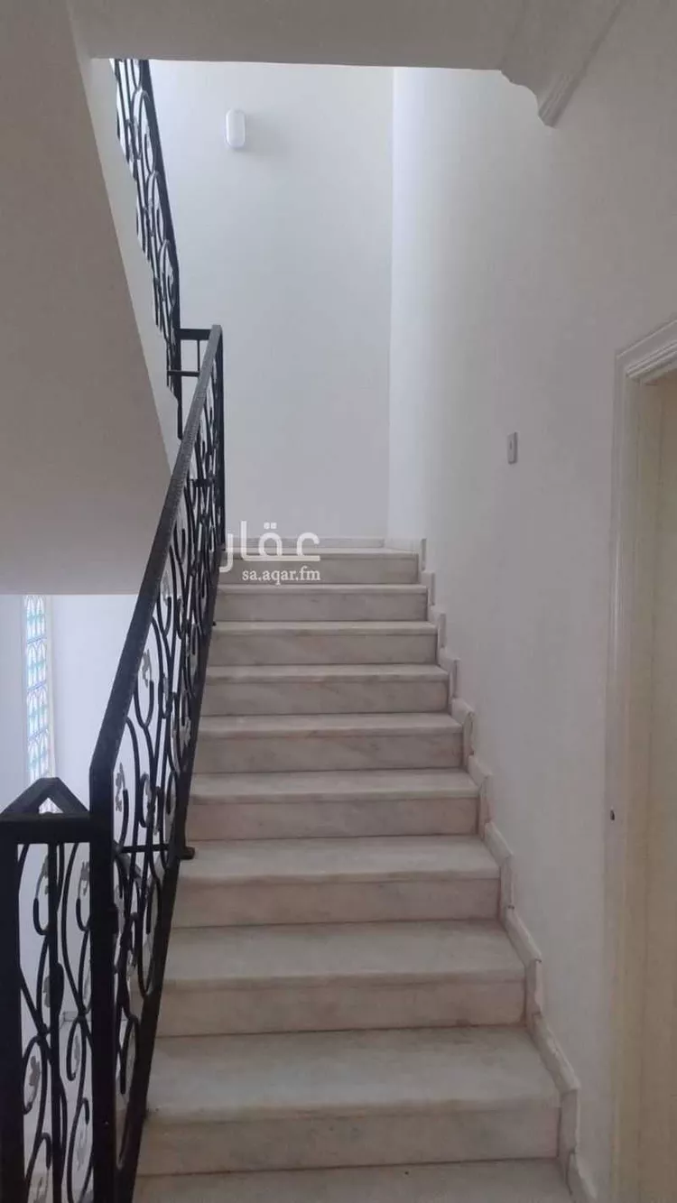فيلا للإيجار في شارع إبراهيم القيسي, حي الإزدهار, مدينة الرياض, منطقة الرياض 15