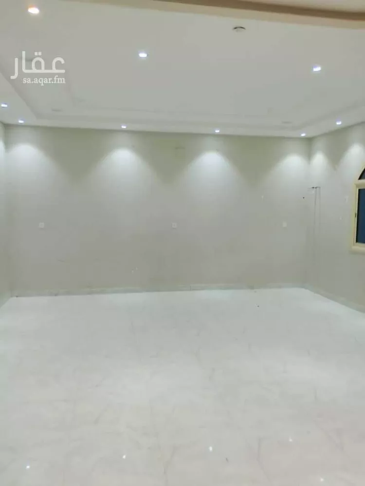 فيلا للبيع في شارع عبدالعزيز بن سبيل, حي العارض, مدينة الرياض, منطقة الرياض 7