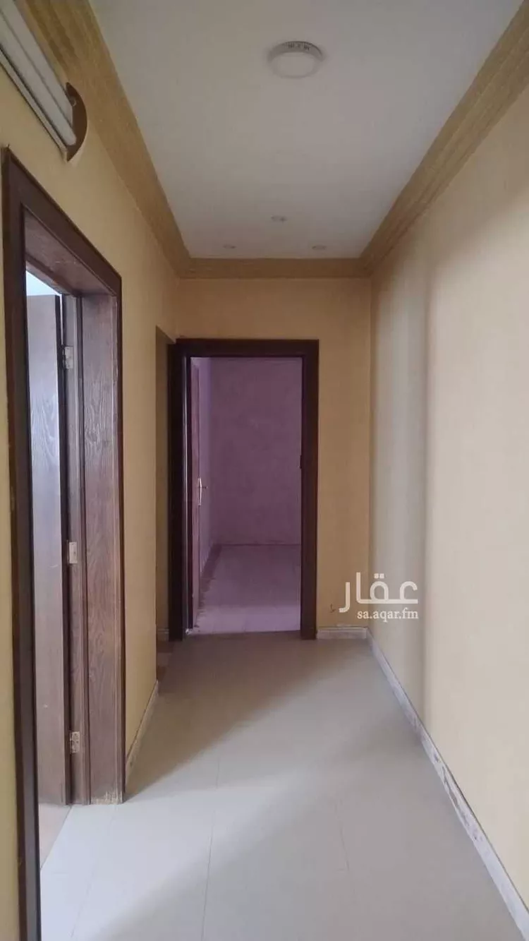 فيلا للبيع في شارع ناصر بن عبدالله آل حسين, حي الشفاء, مدينة الرياض, منطقة الرياض 12