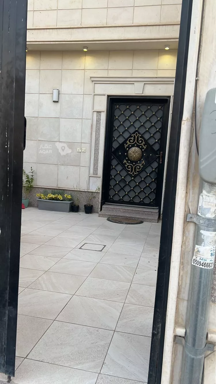 فيلا للبيع في شارع أحمد بن محمد الذهبي, حي العارض, مدينة الرياض, منطقة الرياض صورة 3