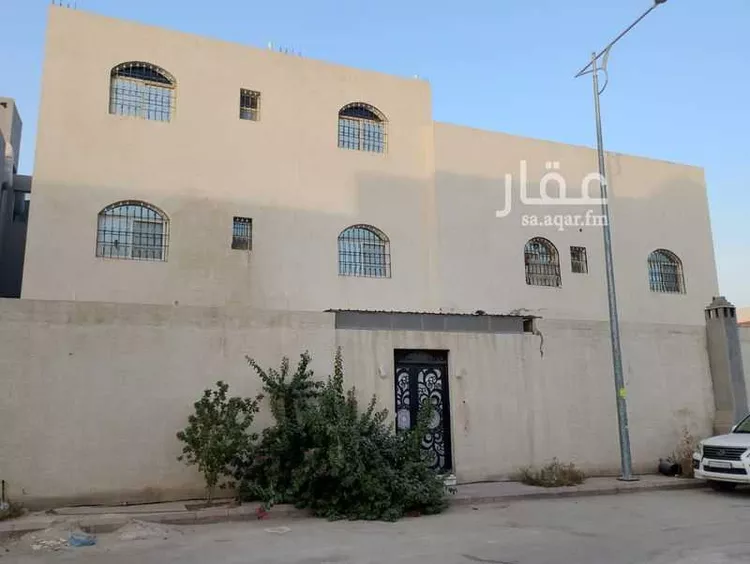 فيلا للبيع في شارع عبدالعزيز بن سبيل, حي العارض, مدينة الرياض, منطقة الرياض صورة 3