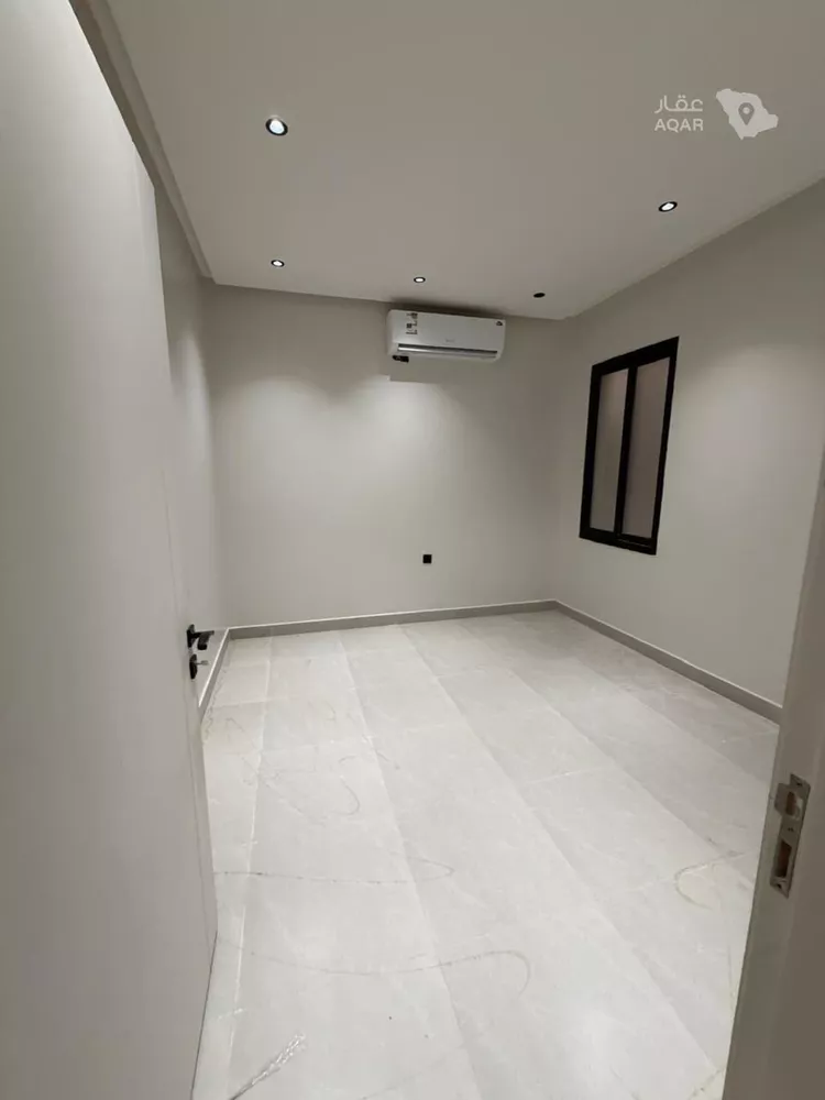 دور للبيع في شارع مالك بن الحارث, حي بدر, مدينة الرياض, منطقة الرياض 4